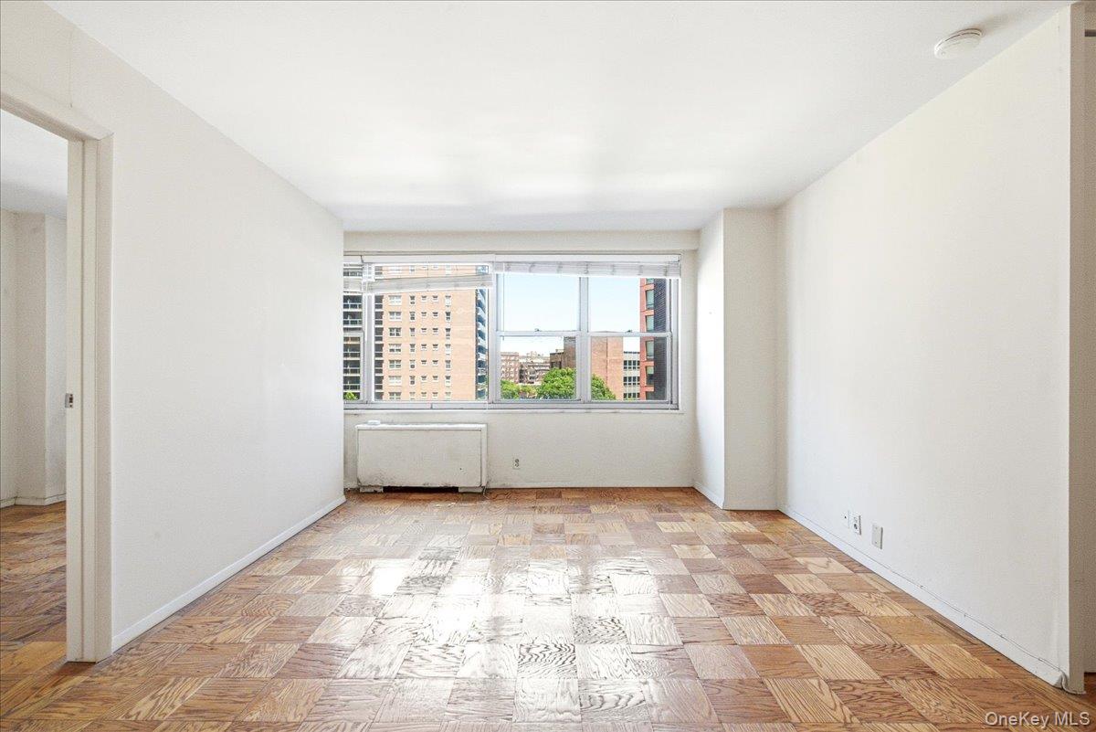 70-25 Yellowstone Boulevard 5a Property Photo 2