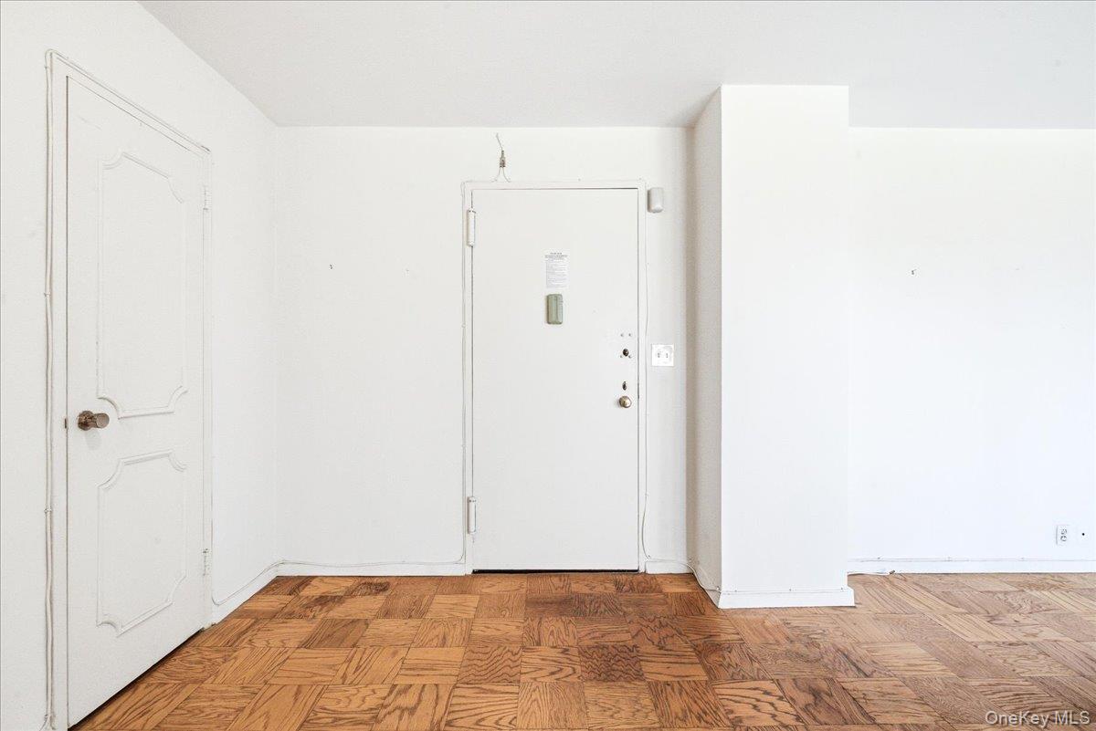 70-25 Yellowstone Boulevard 5a Property Photo 3