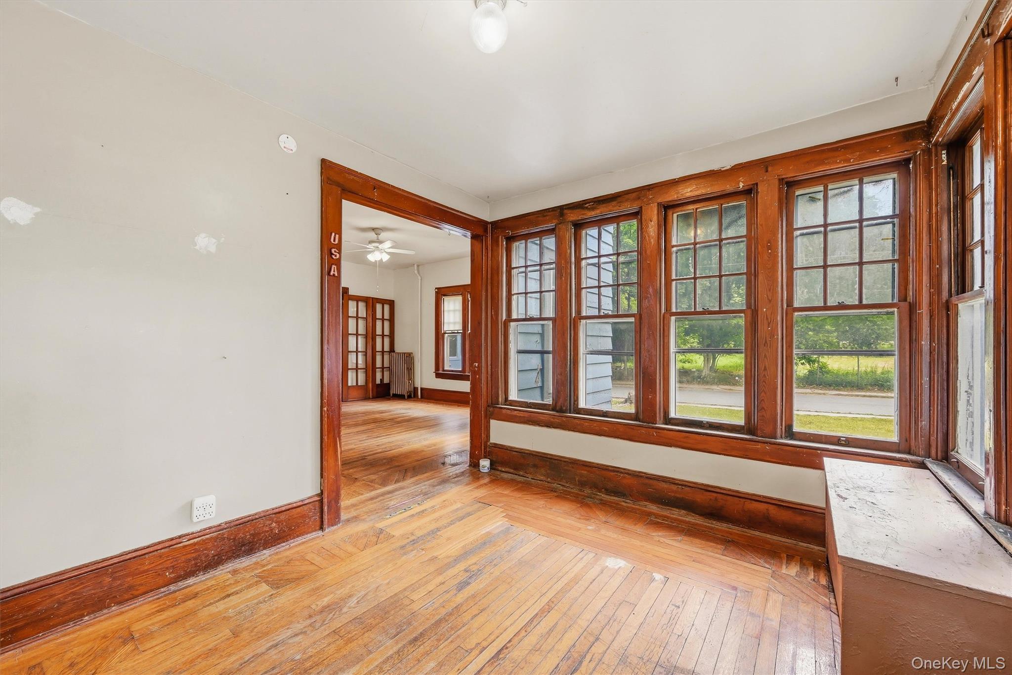 13 Cottage Street Property Photo 14