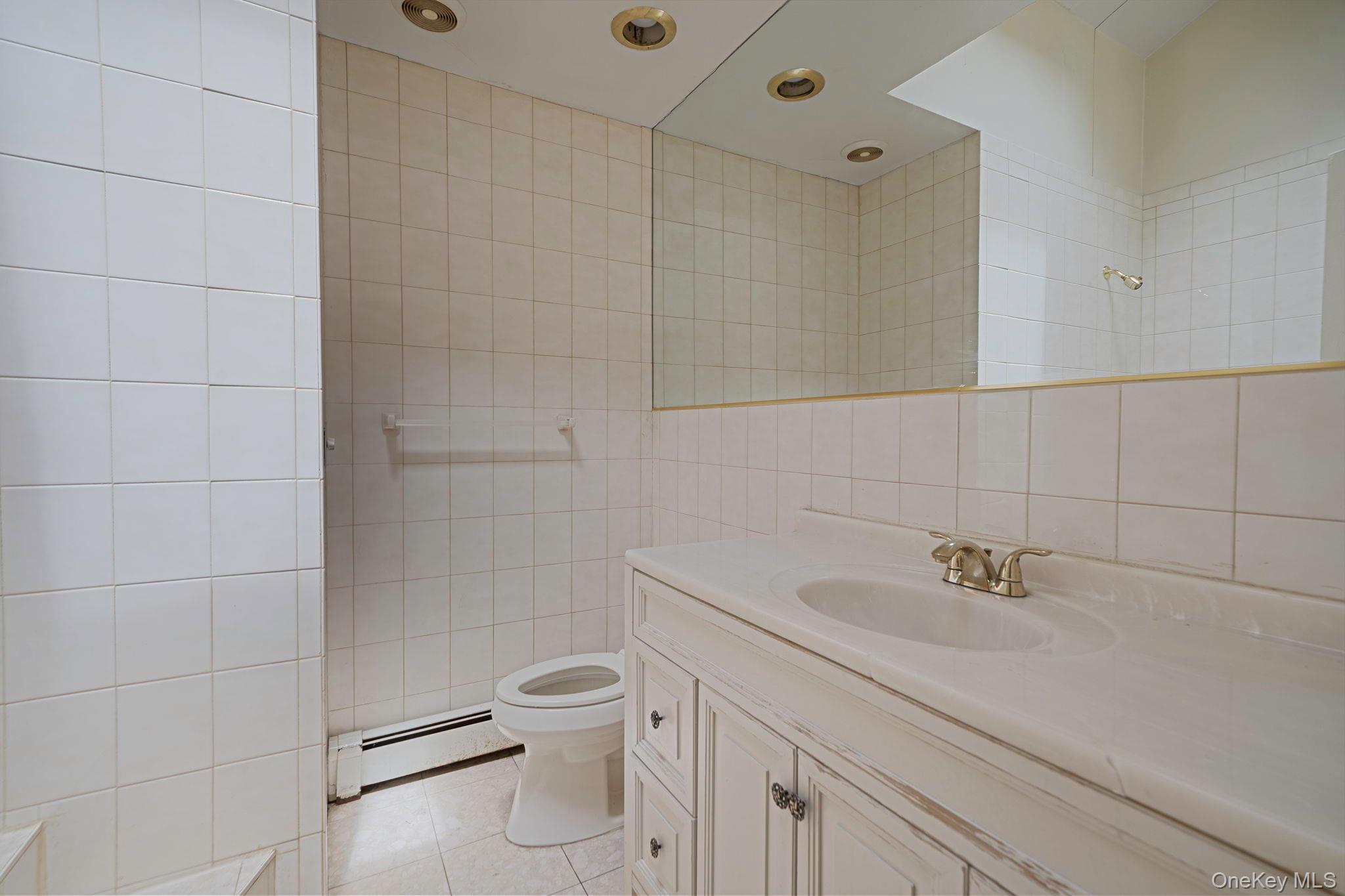 61 Ledgewood Drive Property Photo 21