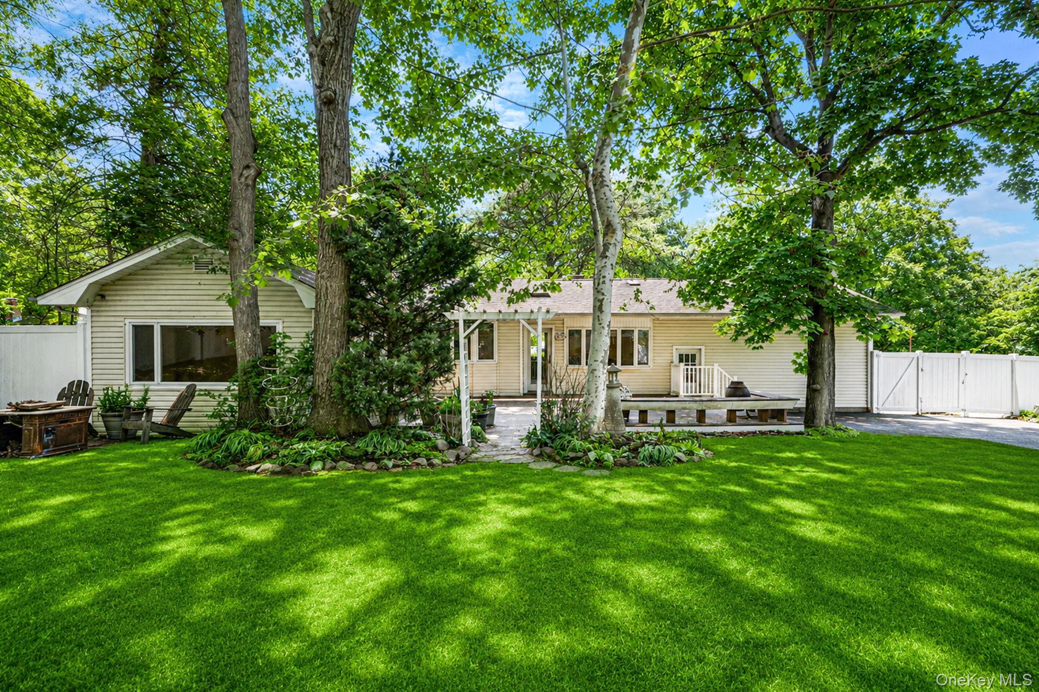 61 Ledgewood Drive Property Photo 29