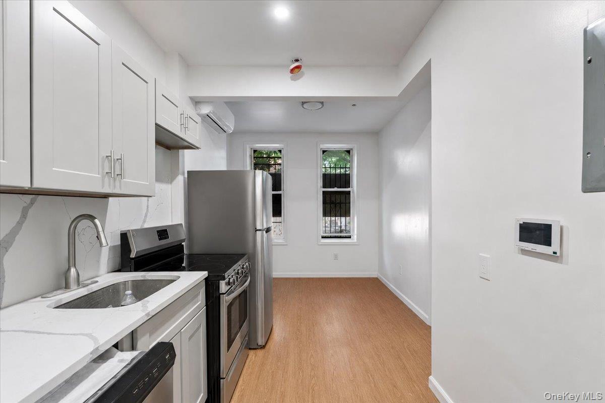 324 Eldert Street 1a Property Photo 2