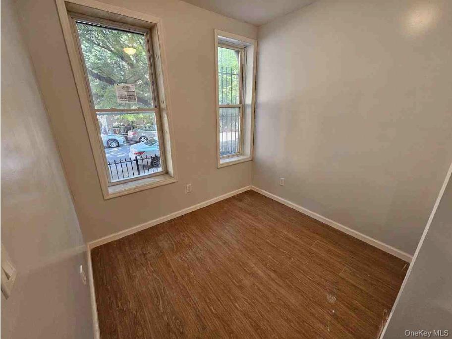 324 Eldert Street 1a Property Photo 4