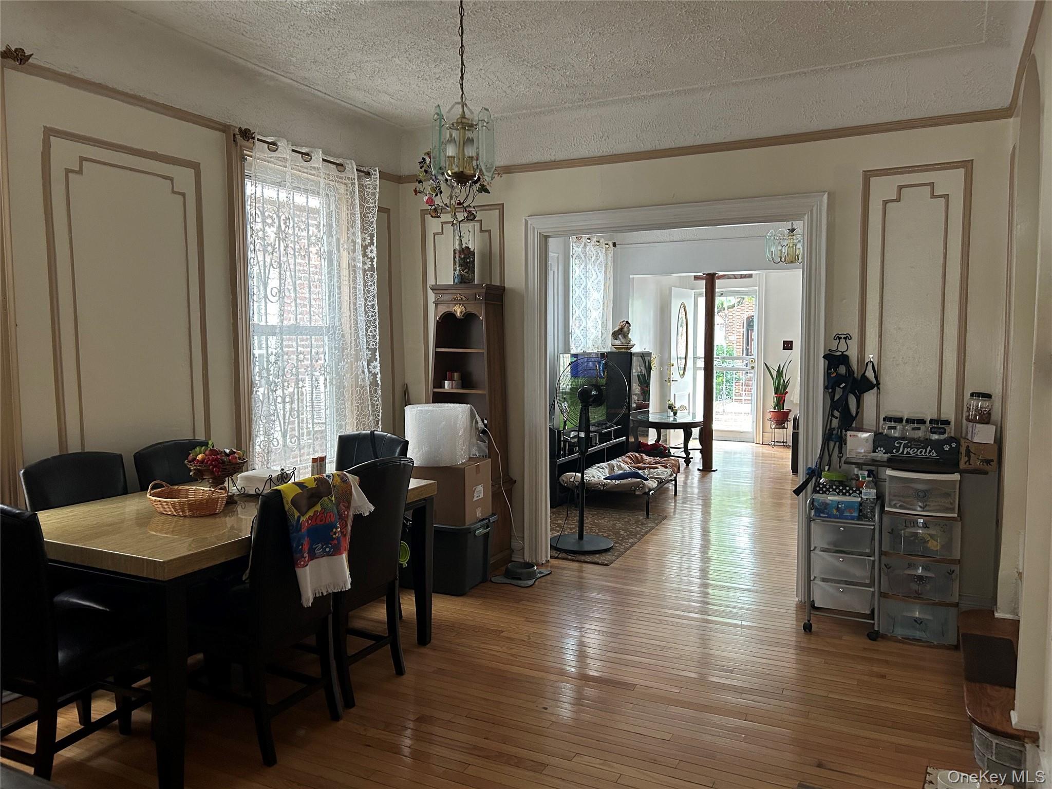 3042 83rd Street Property Photo 7