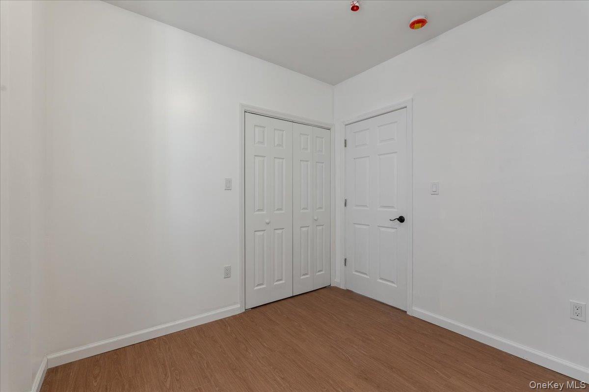 324 Eldert Street 1b Property Photo 5