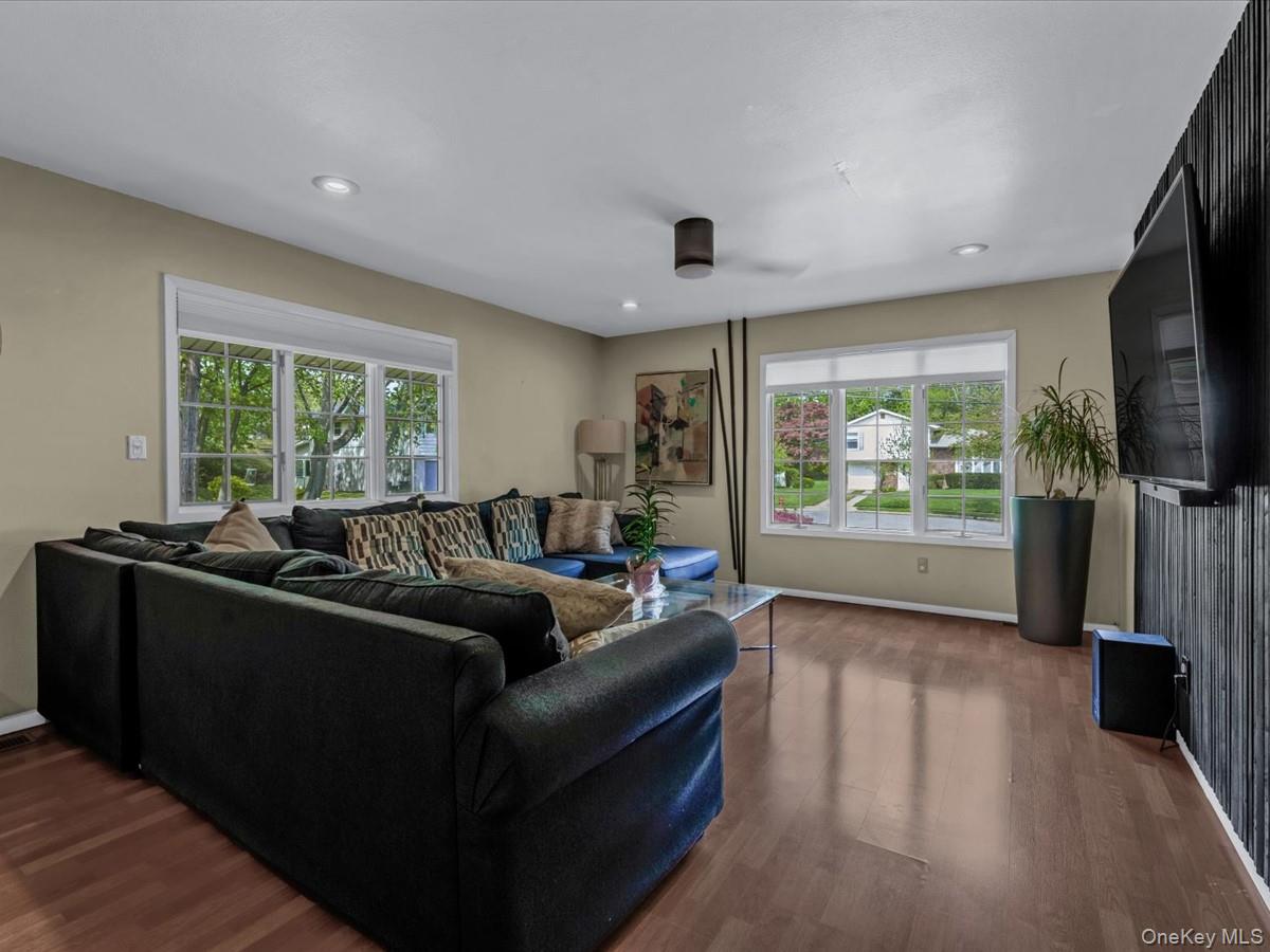 69 Roger Drive Property Photo 14