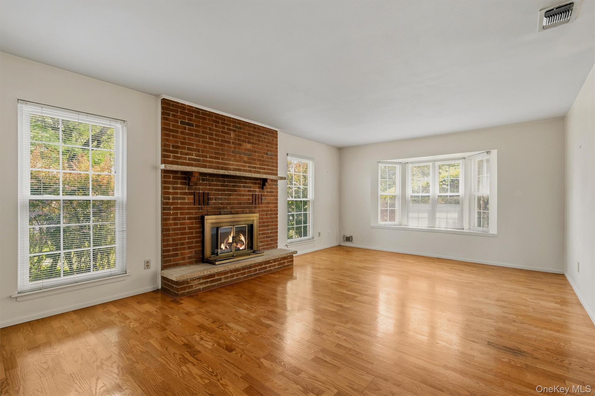 37 Candlestick Court Property Photo 6