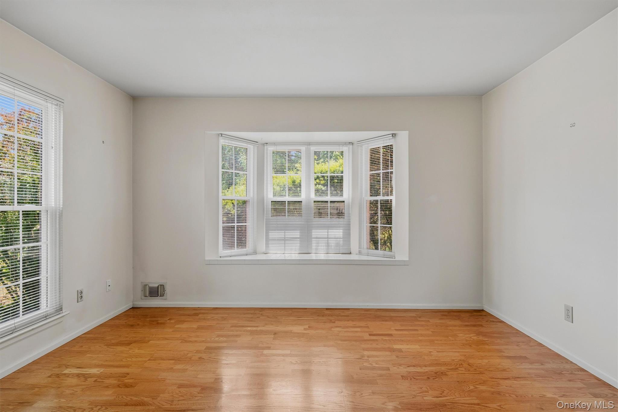 37 Candlestick Court Property Photo 9