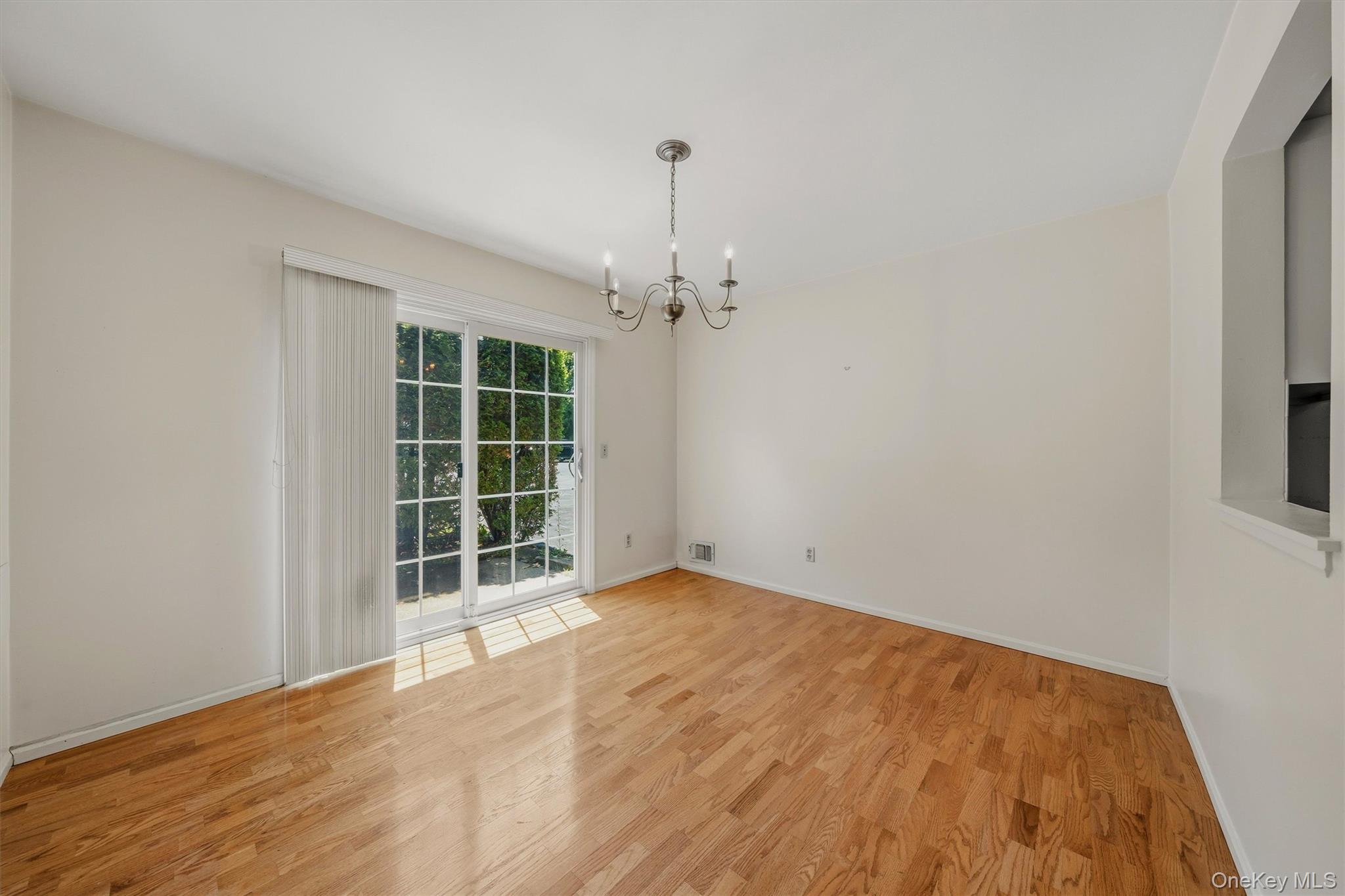 37 Candlestick Court Property Photo 10