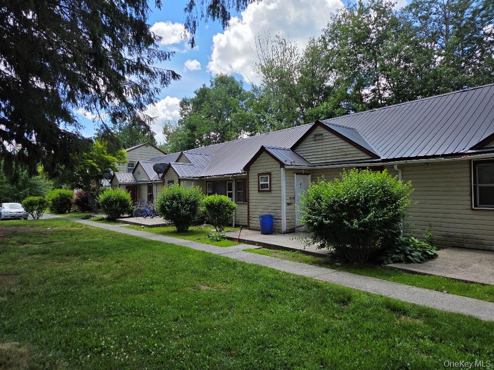 589-593 W Broadway Property Photo 5