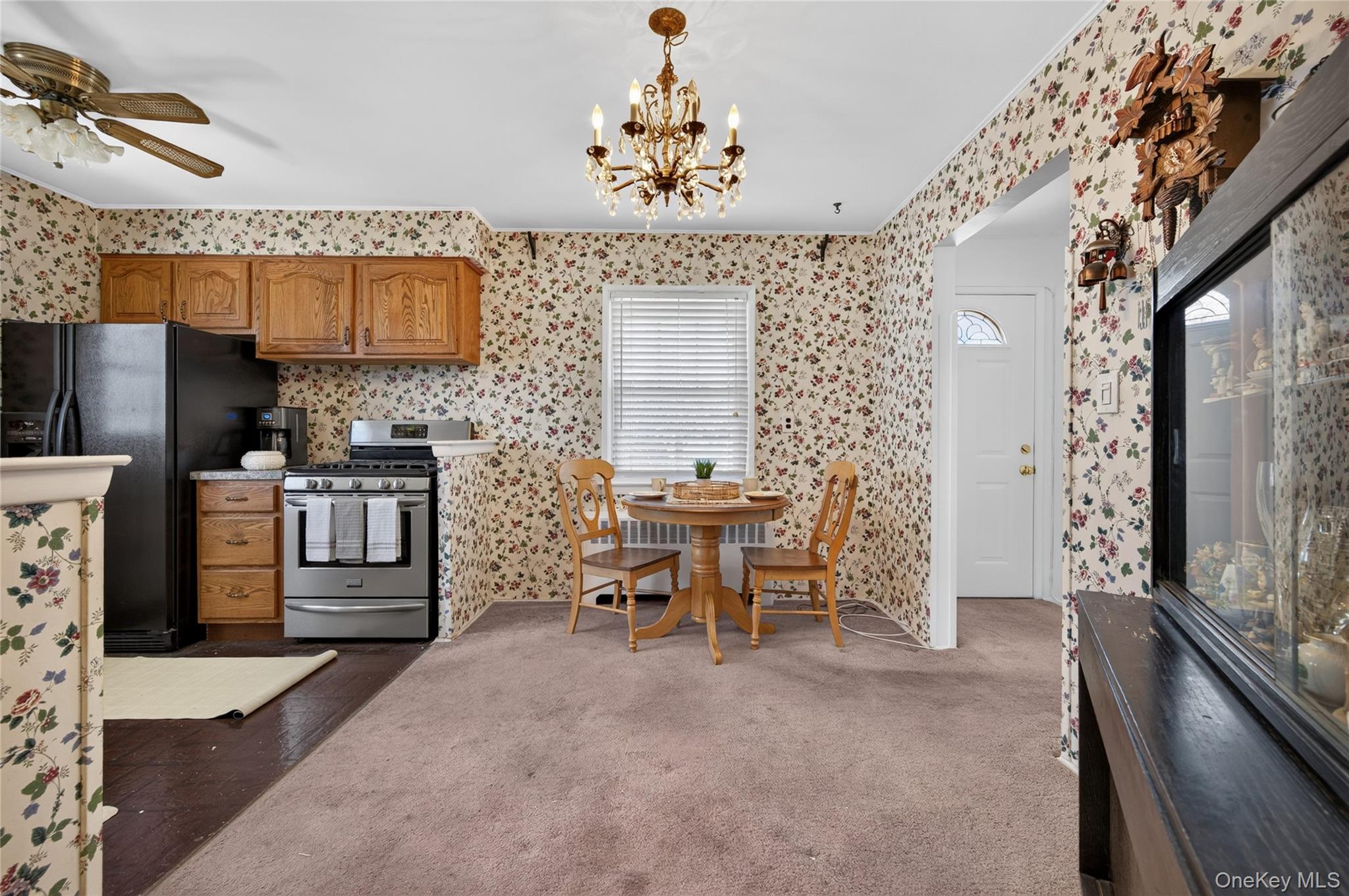 41 Elwood Avenue Property Photo 6