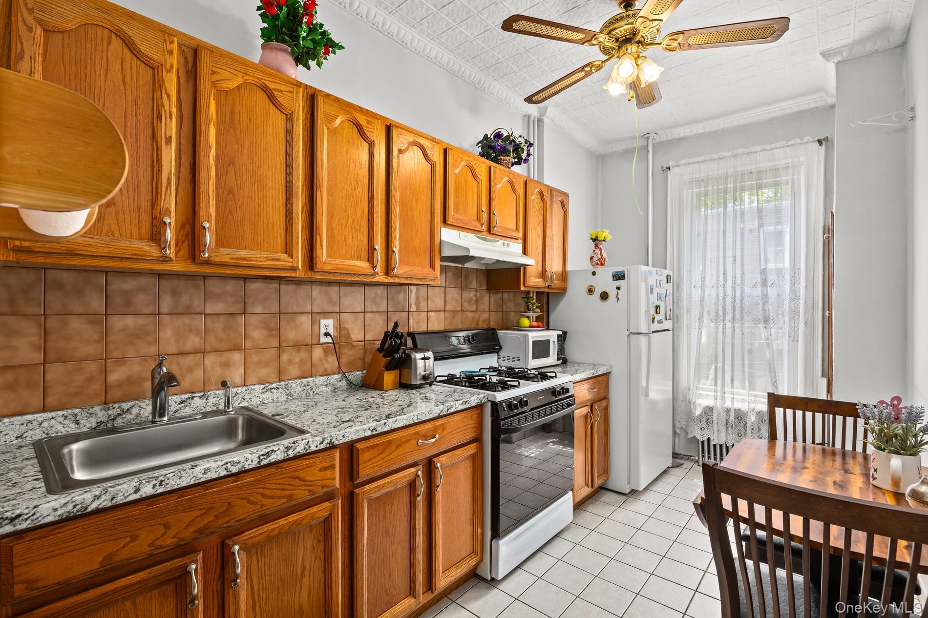 59 Newel Street Property Photo 6