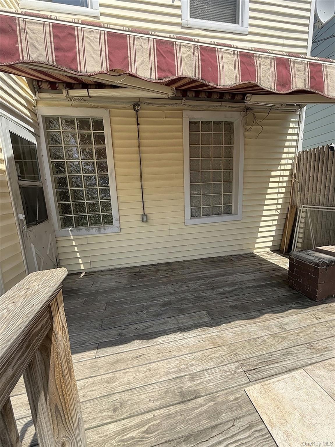 2041 Colonial Avenue Property Photo 23