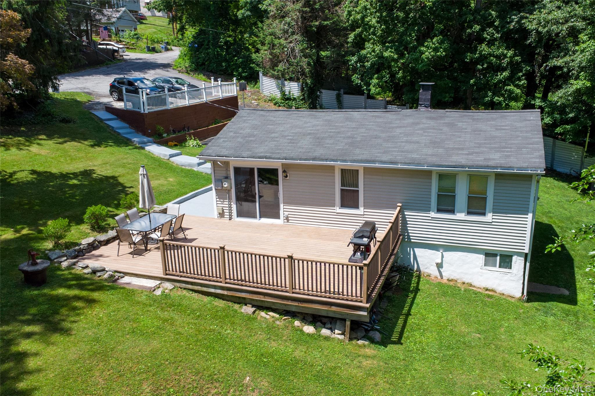 18 Worthington Drive Property Photo 1