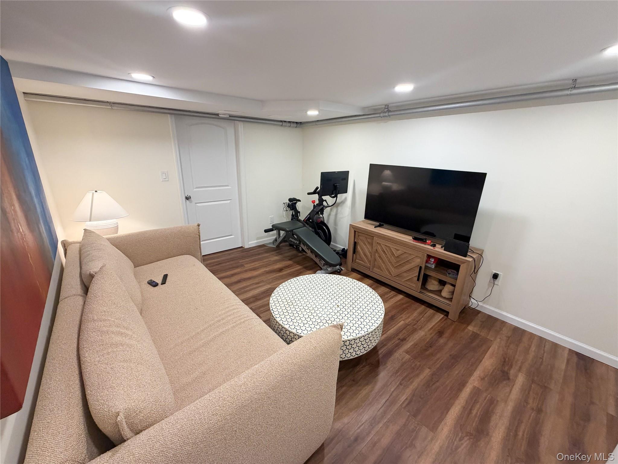 215 Seventh Avenue Property Photo 11