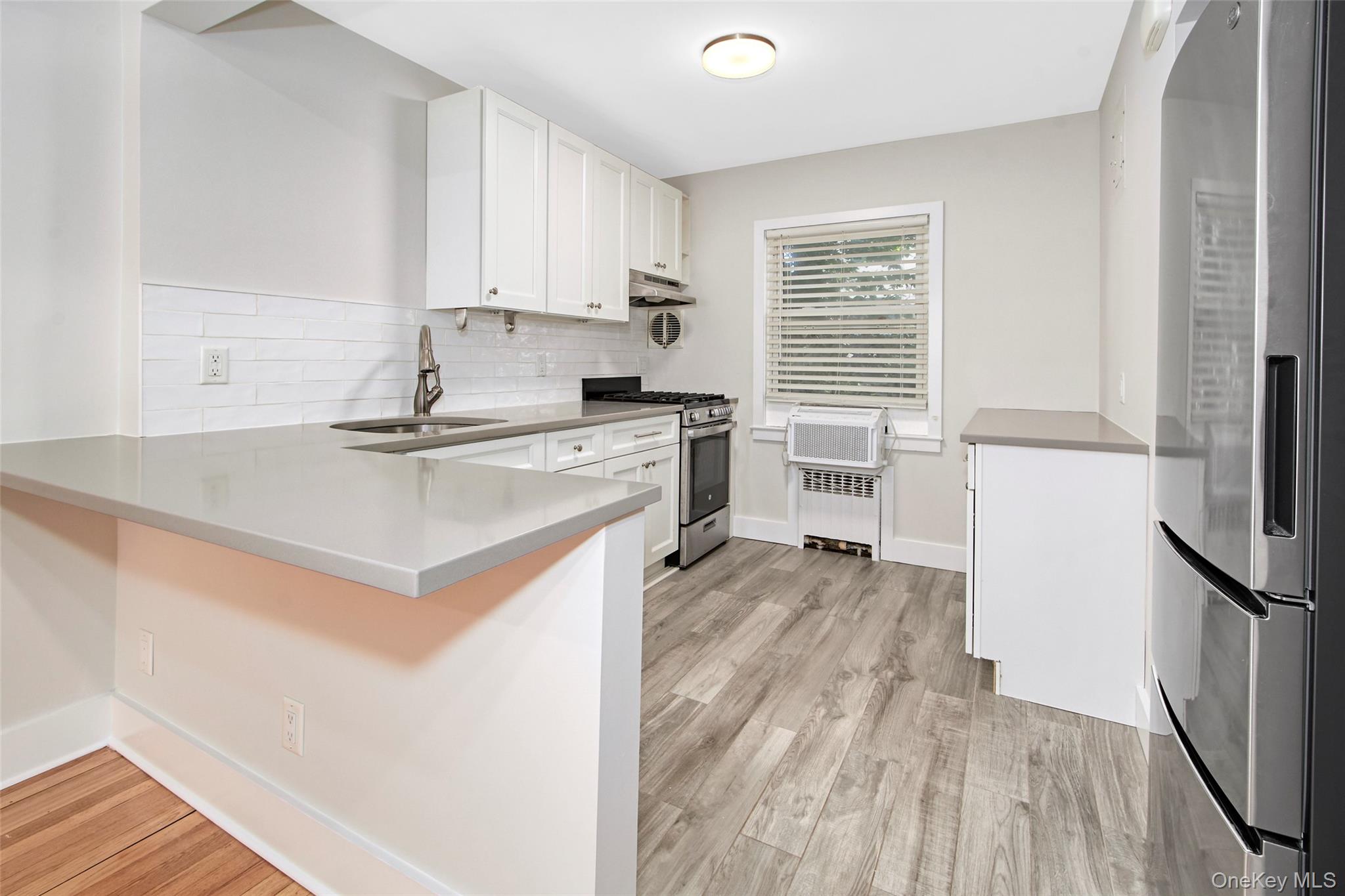 24 Wappanocca Avenue J Property Photo 6