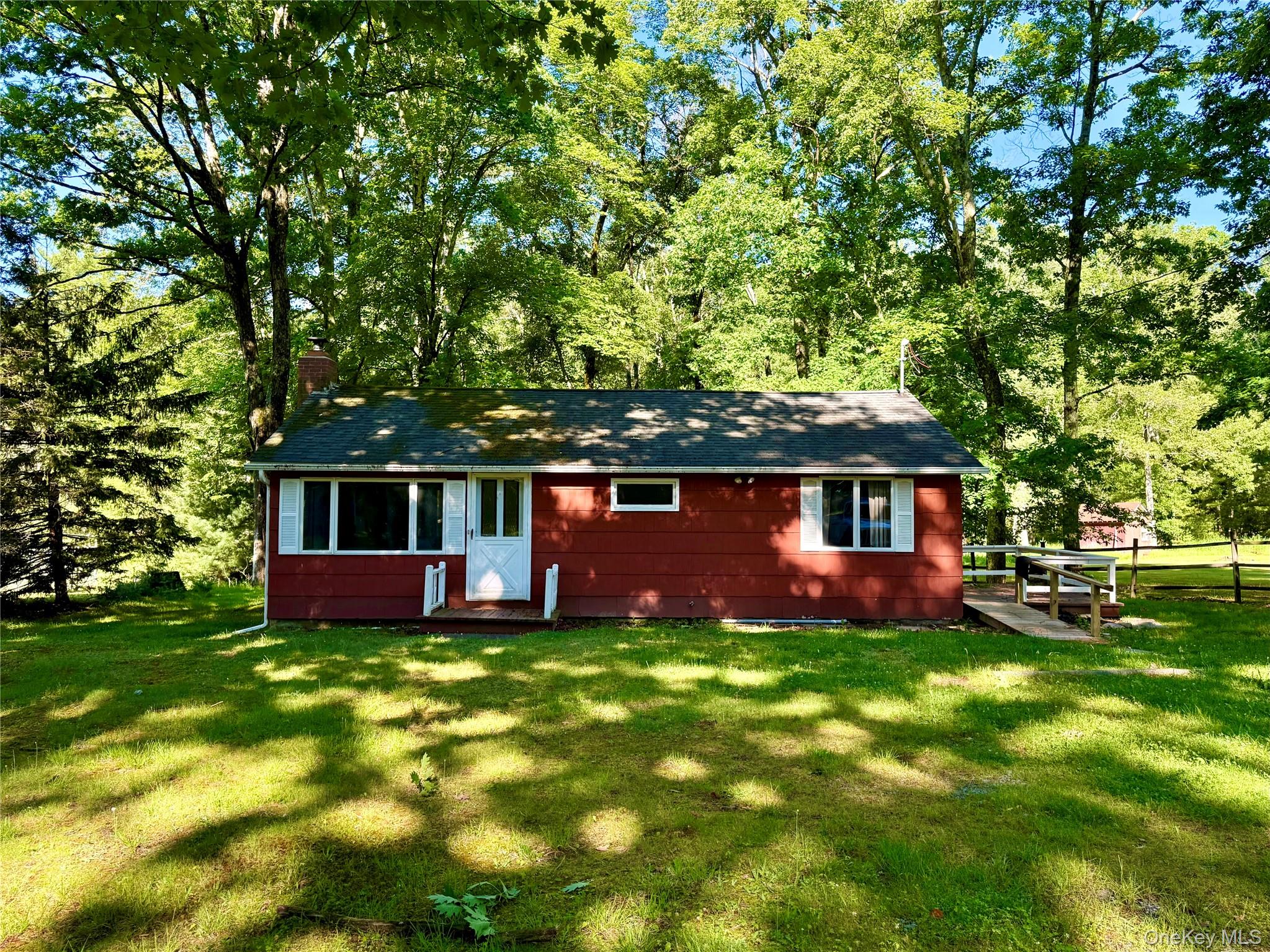 148 Lakeview Drive Road Property Photo 2