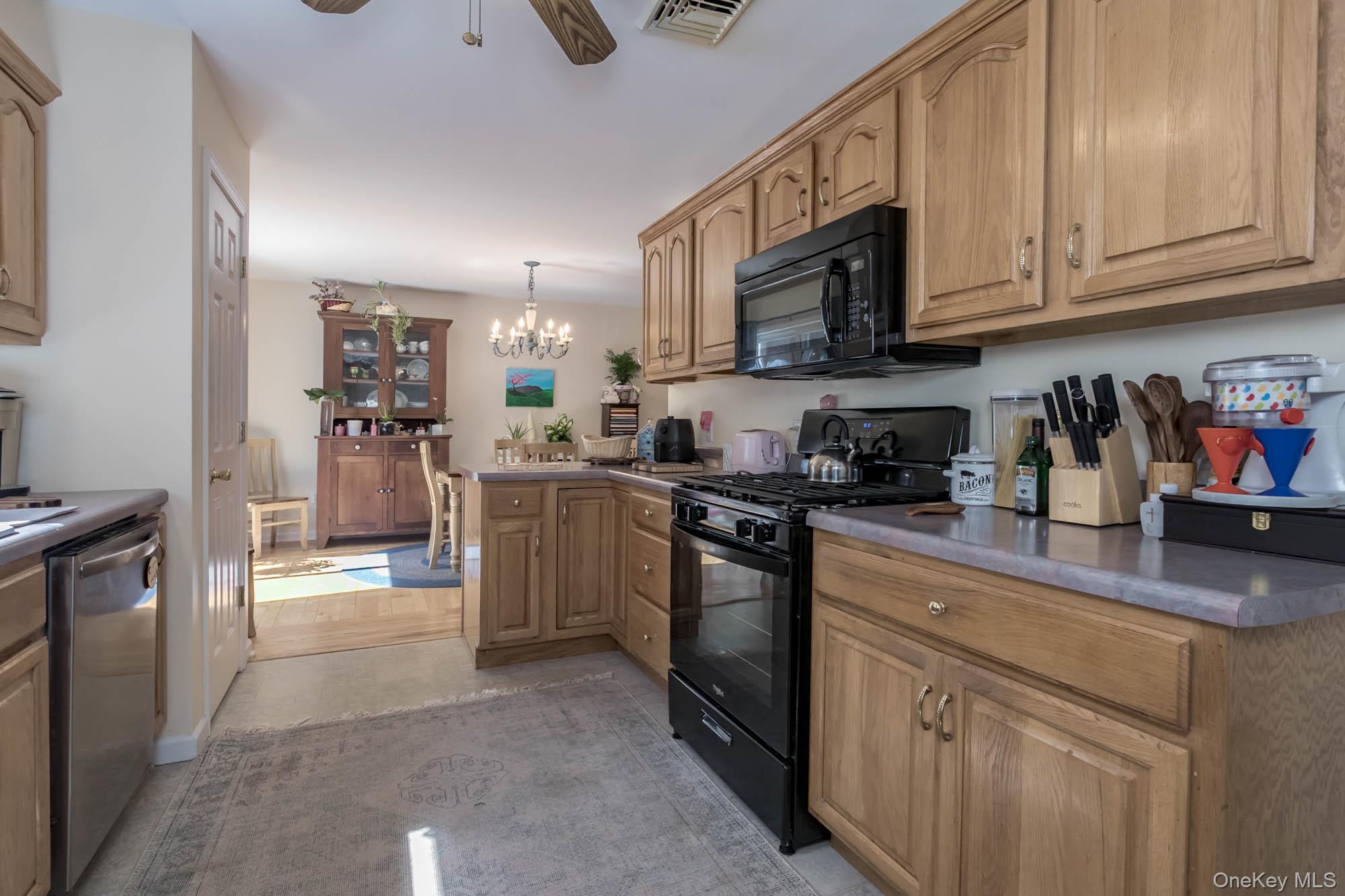 860 Route 284 Property Photo 4