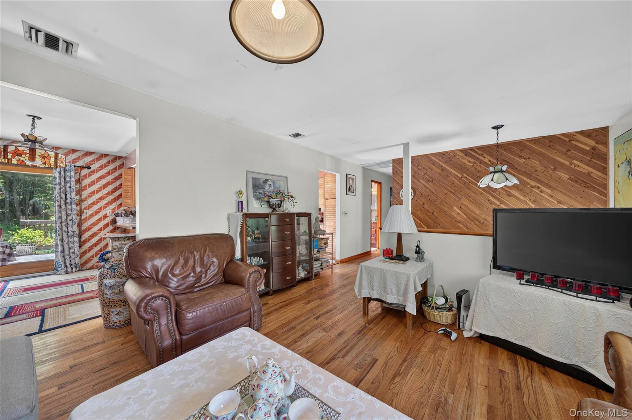 67 Carol Drive Property Photo 2