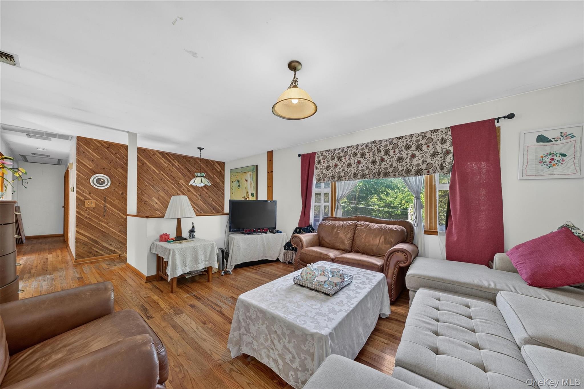 67 Carol Drive Property Photo 3