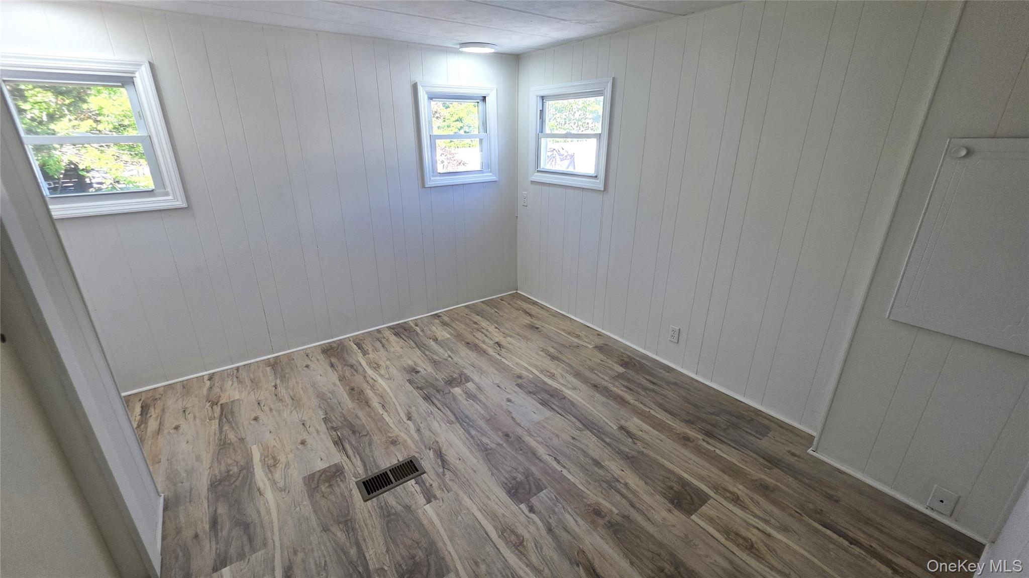 58 Betsy Ross Drive Property Photo 14