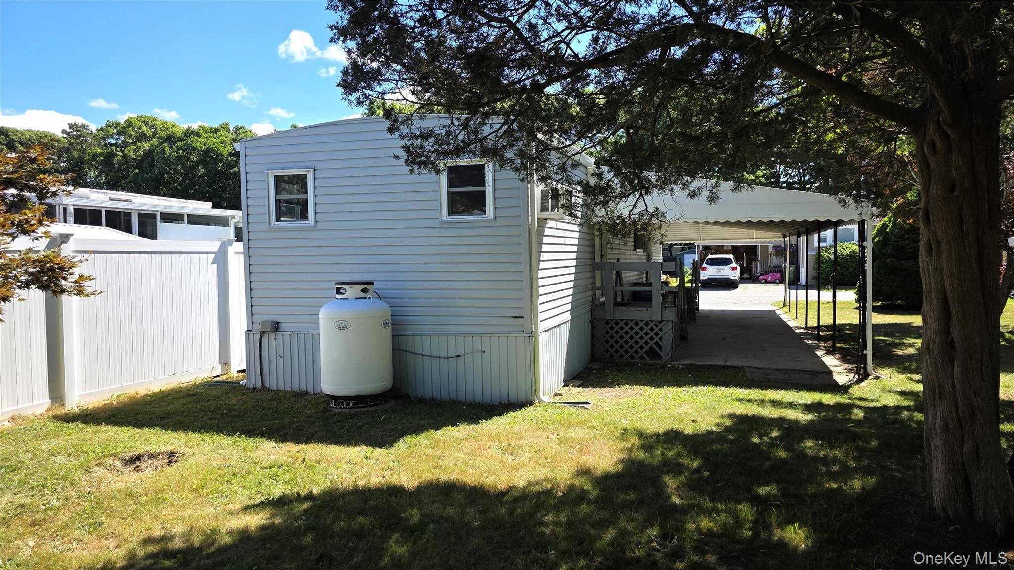 58 Betsy Ross Drive Property Photo 15