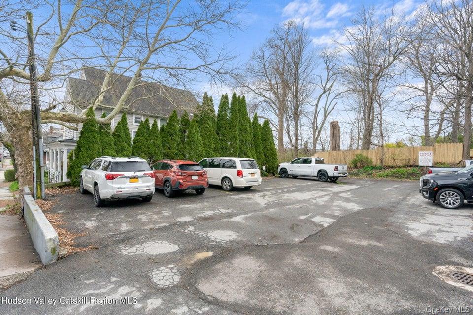 159 Green Street 22 Property Photo 14