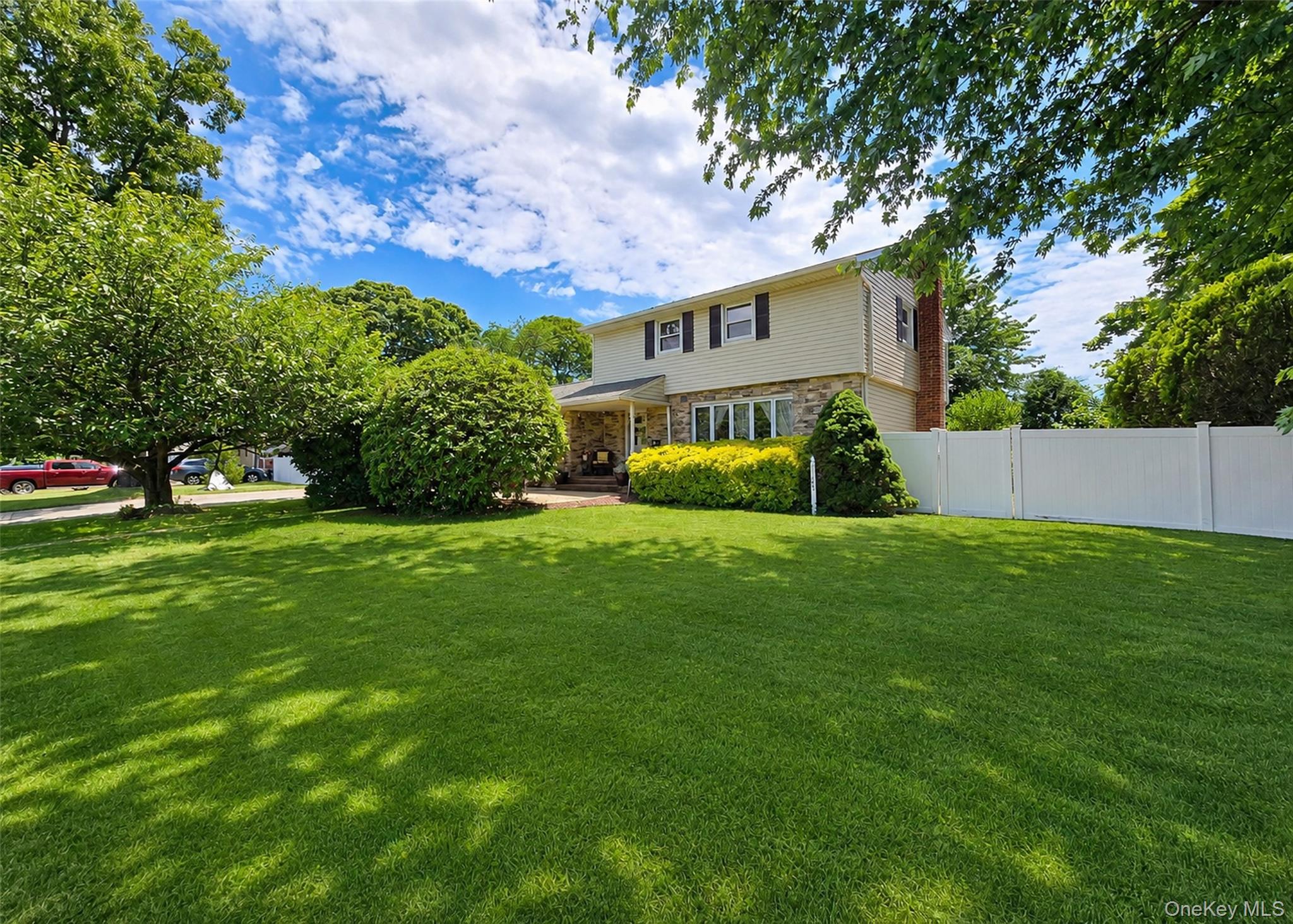 185 Tree Road Property Photo 1