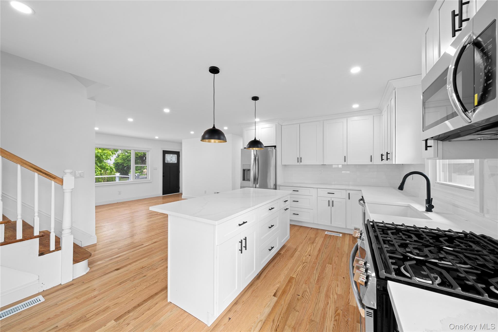 207 Wright Street Property Photo 1