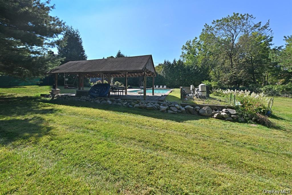 11 Deerwood Road Property Photo 13