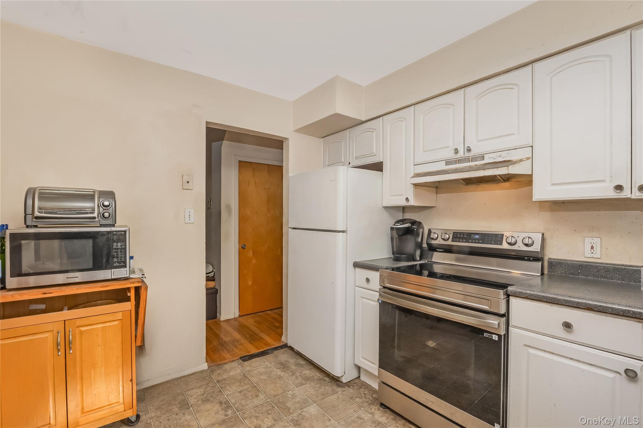 28 Baldwin Street Property Photo 10