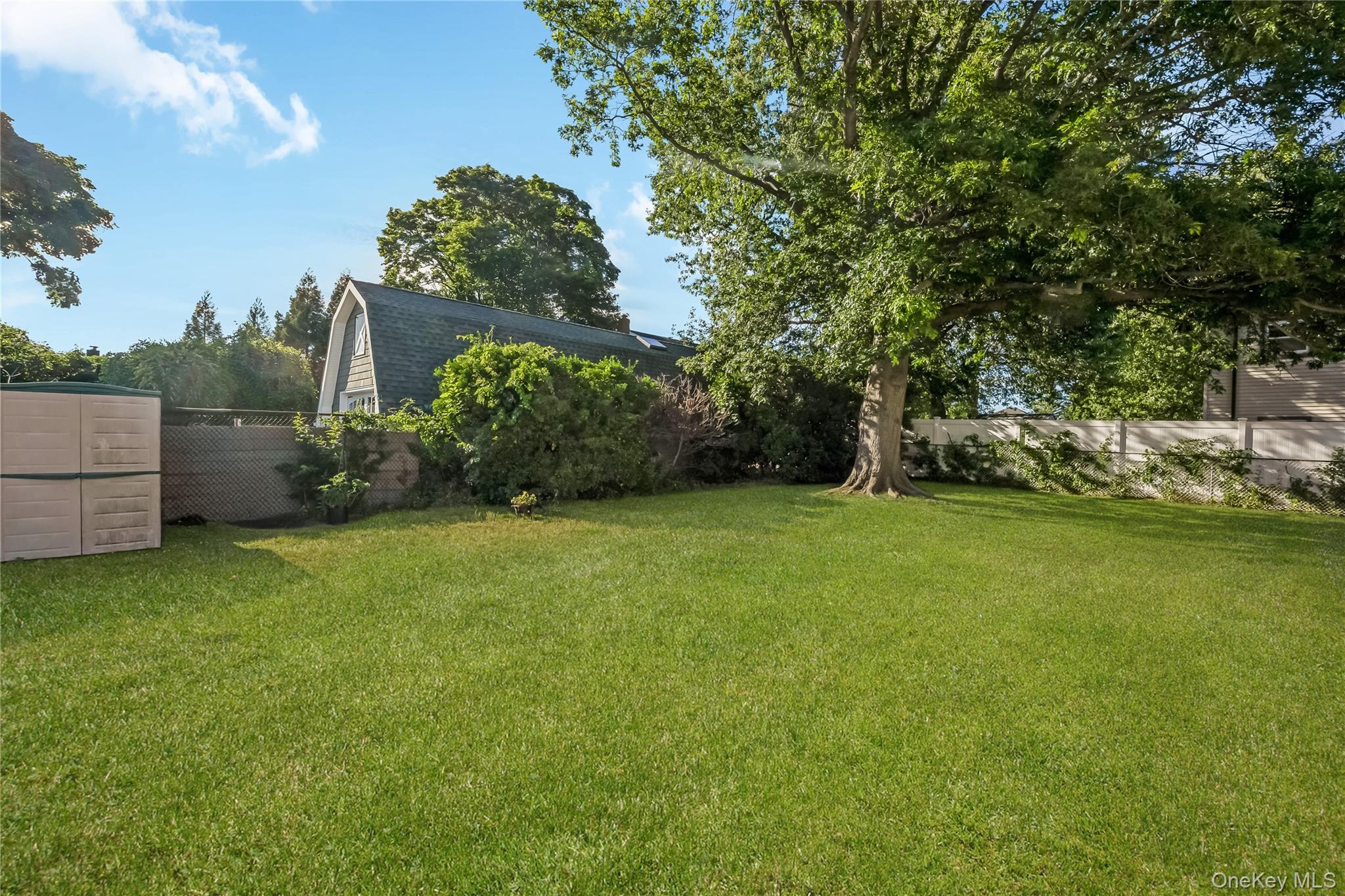 28 Baldwin Street Property Photo 27