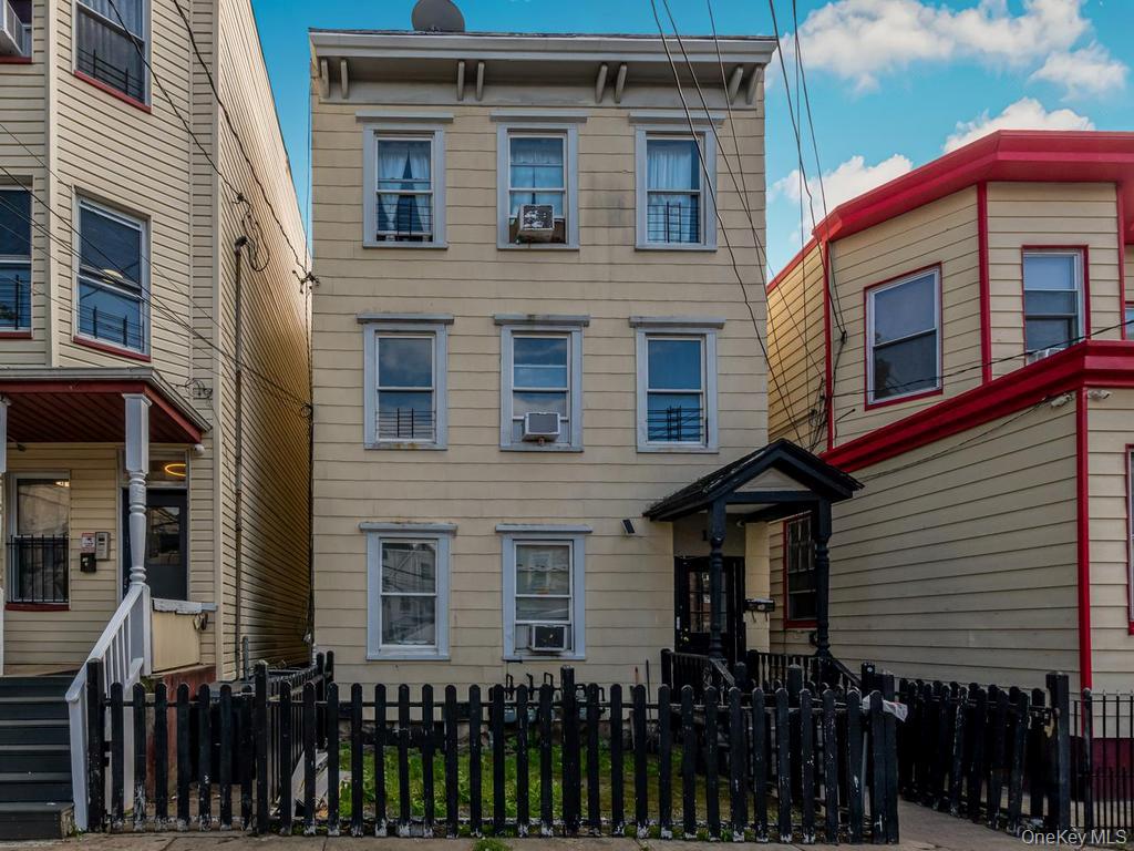 18 Porach Street Property Photo 2