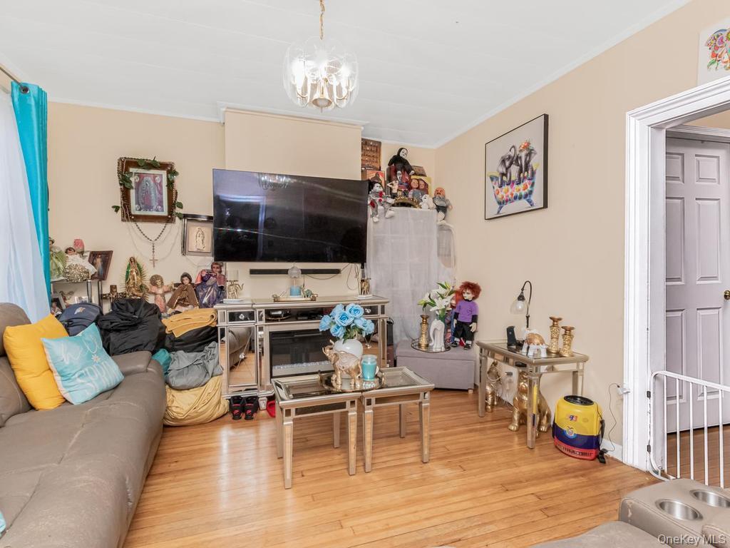 18 Porach Street Property Photo 3