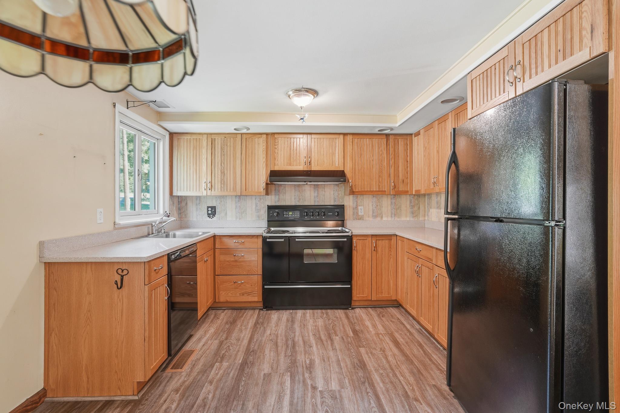 13 Riverview Circle Property Photo 11