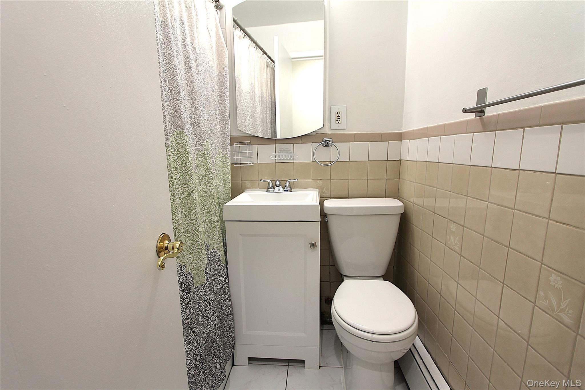 66-32 74th Street Property Photo 7