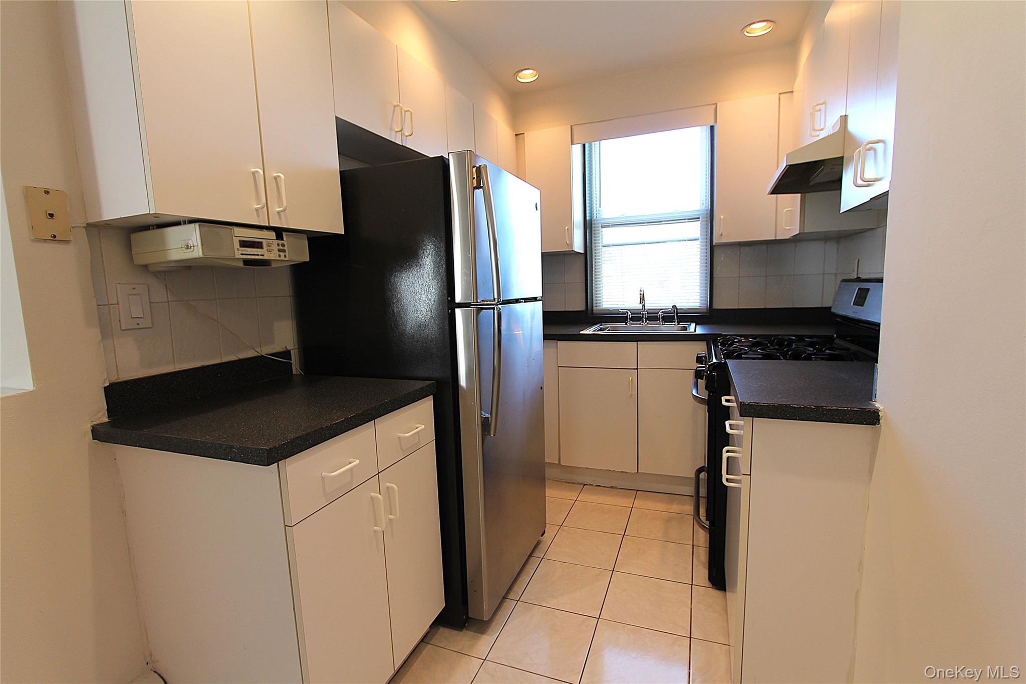 66-32 74th Street Property Photo 13