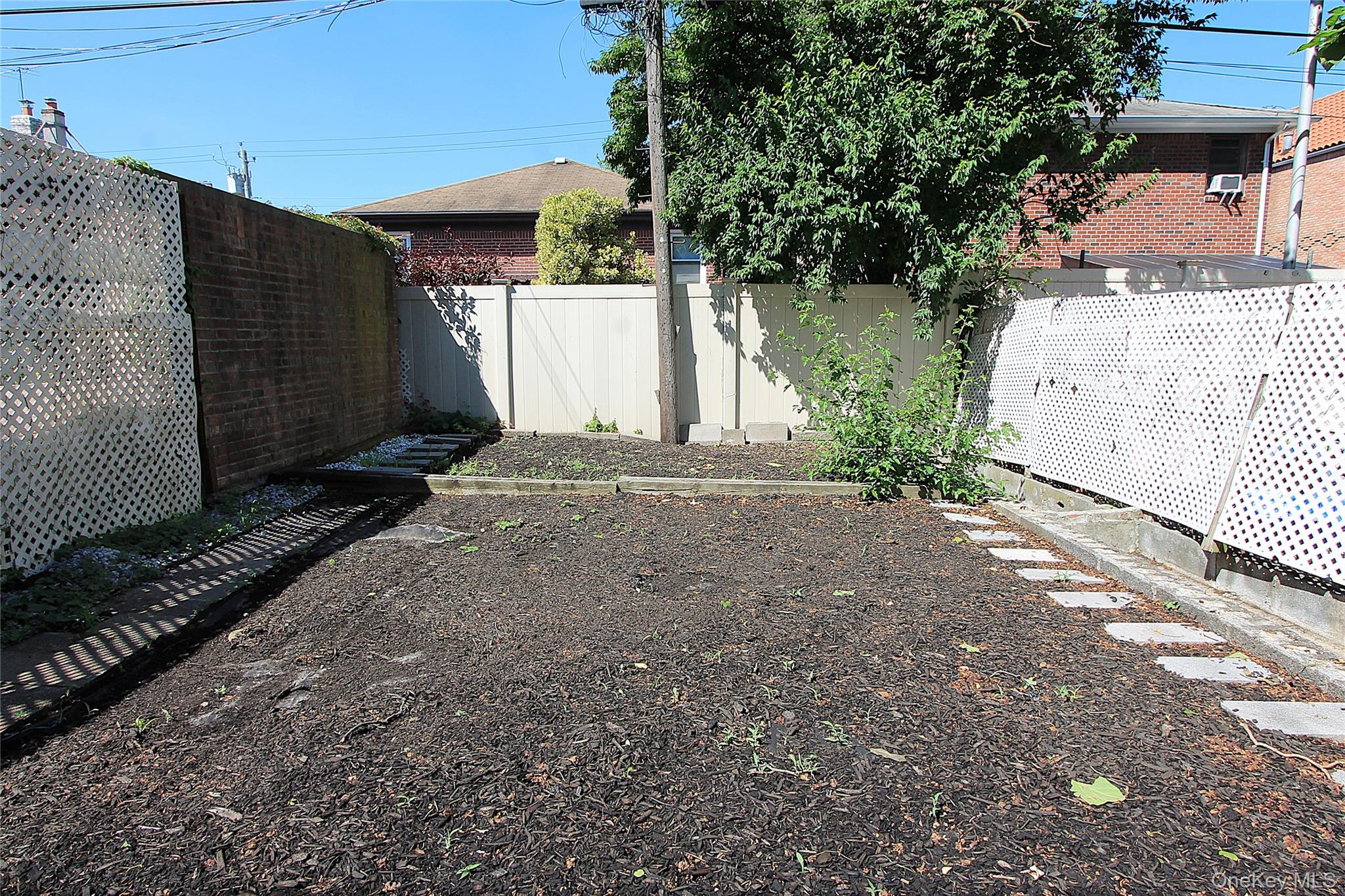 66-32 74th Street Property Photo 23