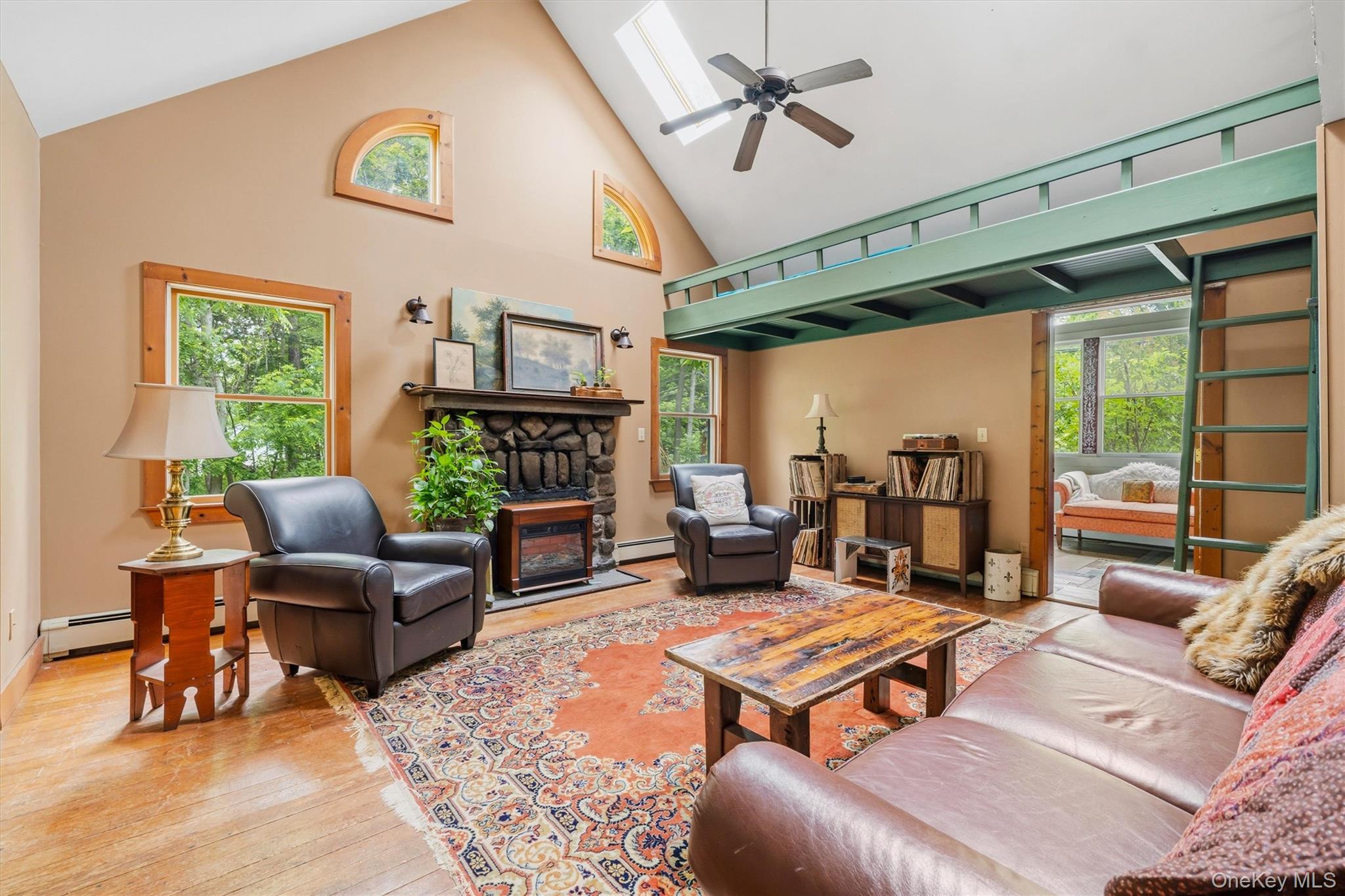1590 State Route 17a Property Photo 2