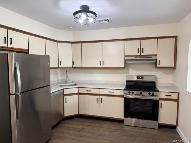 1 Atlantic Avenue 56 Property Photo 6