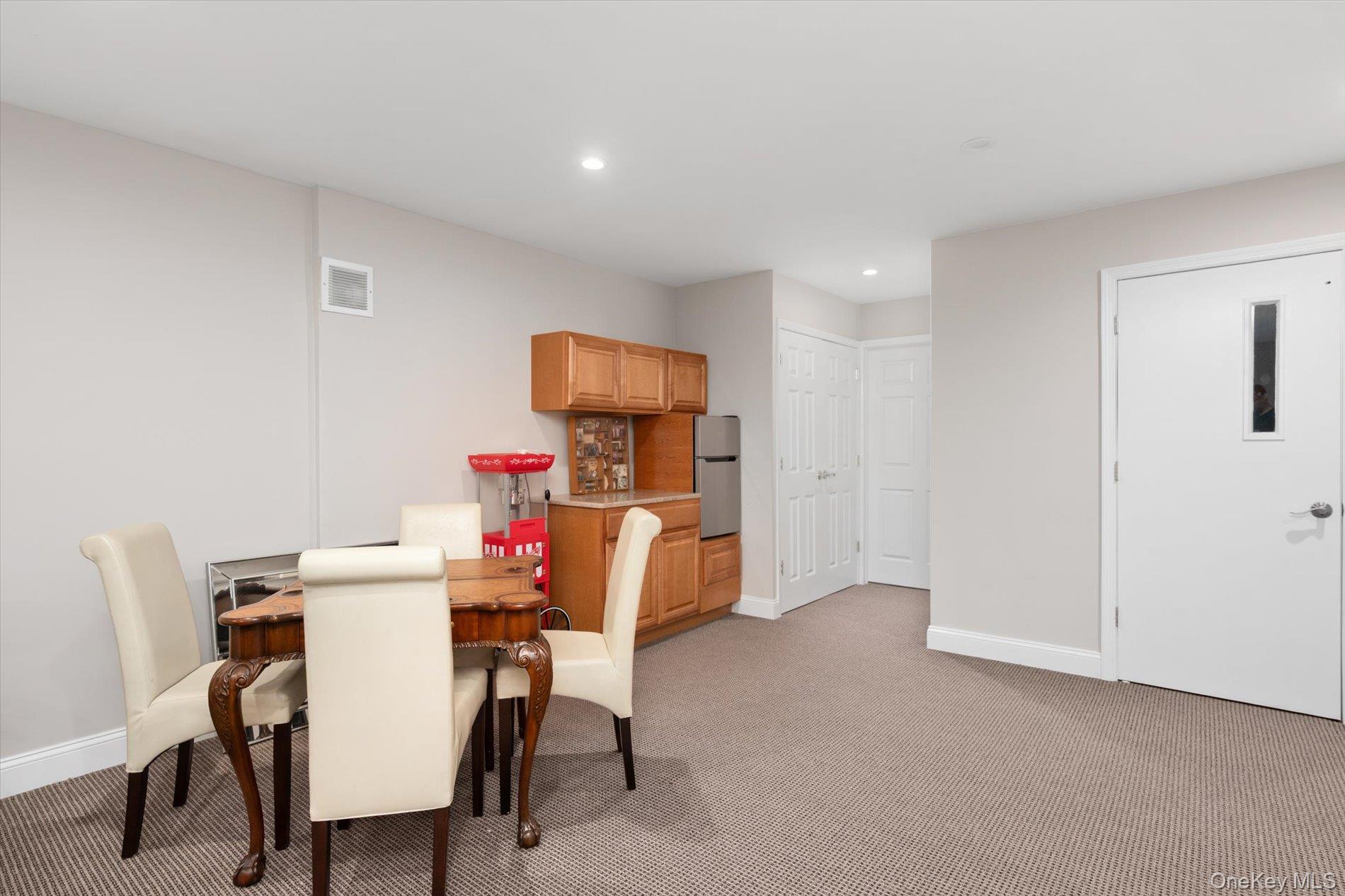 517 Bardini Drive Property Photo 18
