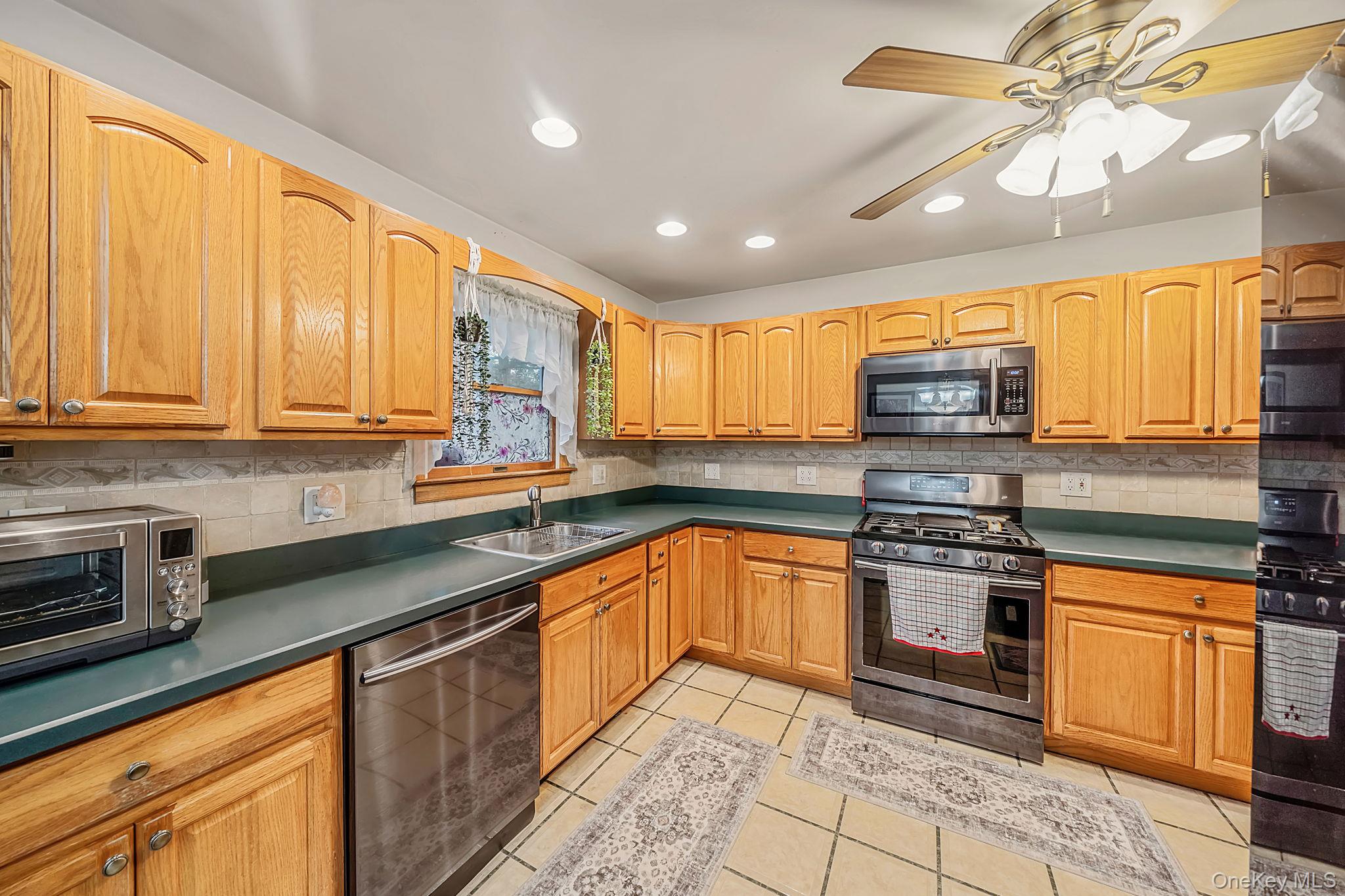 6 Smith Court Property Photo 17