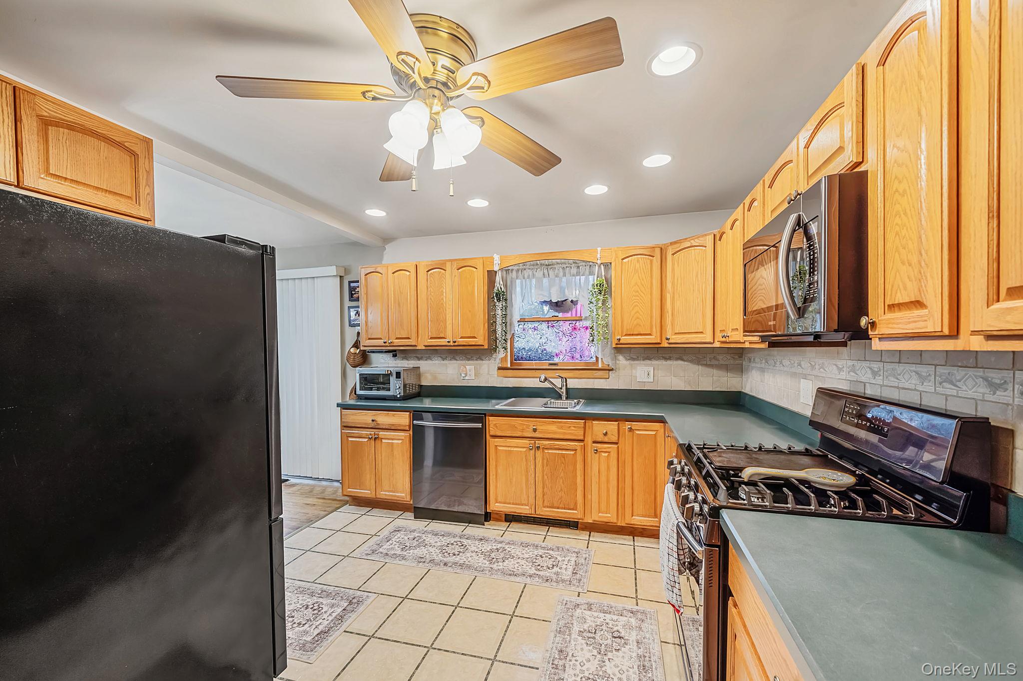 6 Smith Court Property Photo 20