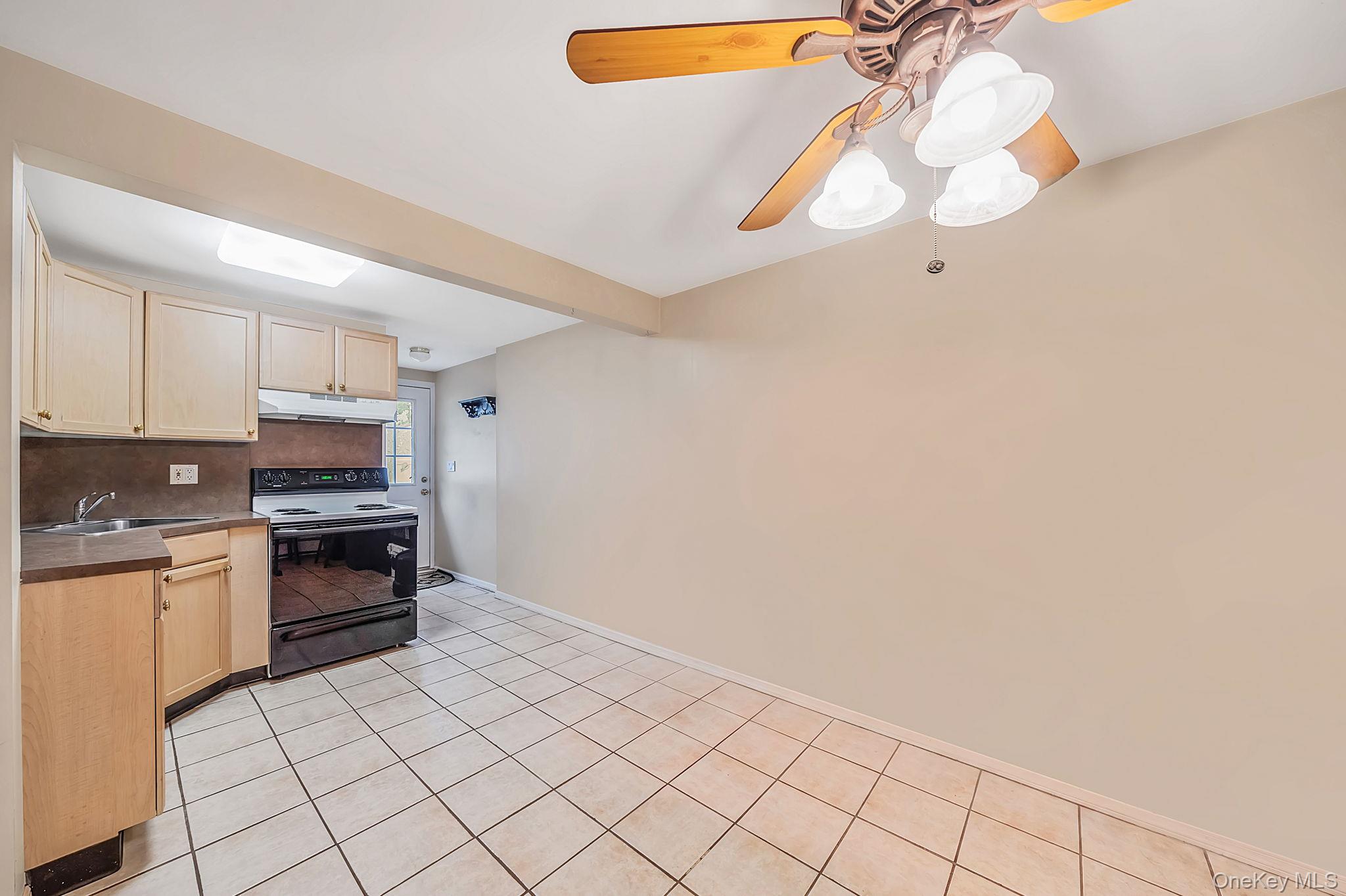 6 Smith Court Property Photo 33