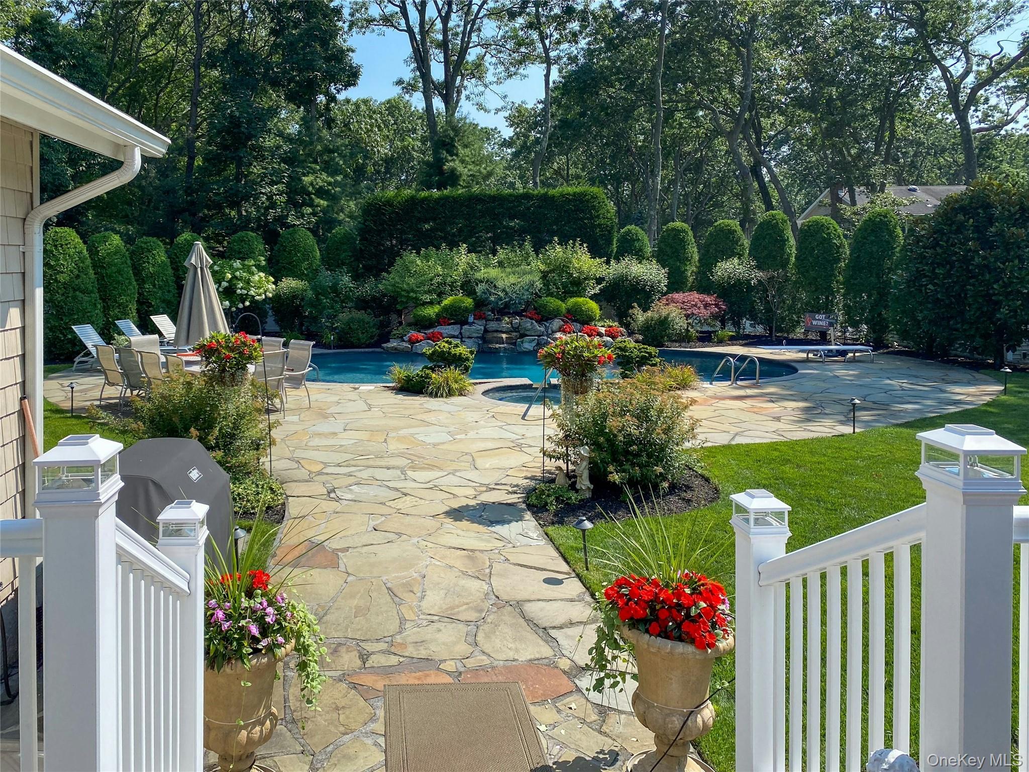 6 Averly Place Property Photo 47