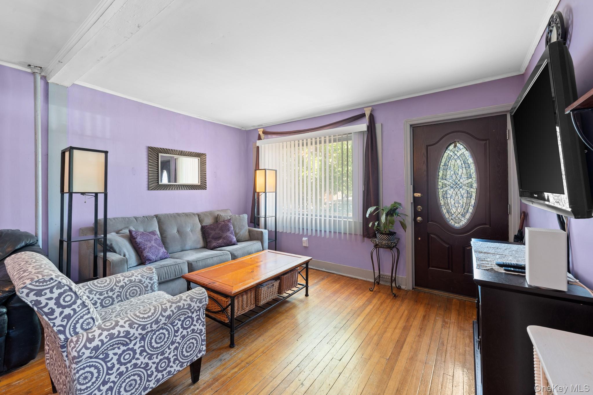 1511 E 51st Street Property Photo 8
