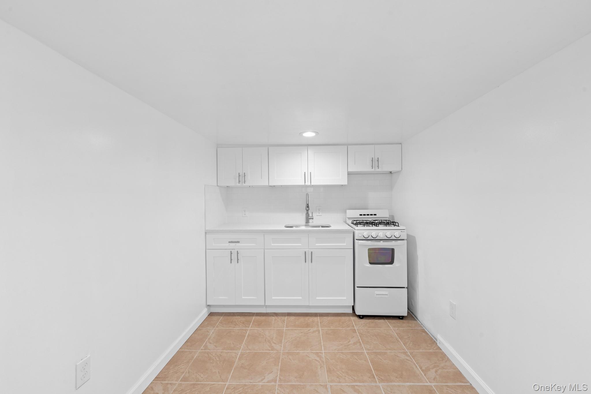 1511 E 51st Street Property Photo 19