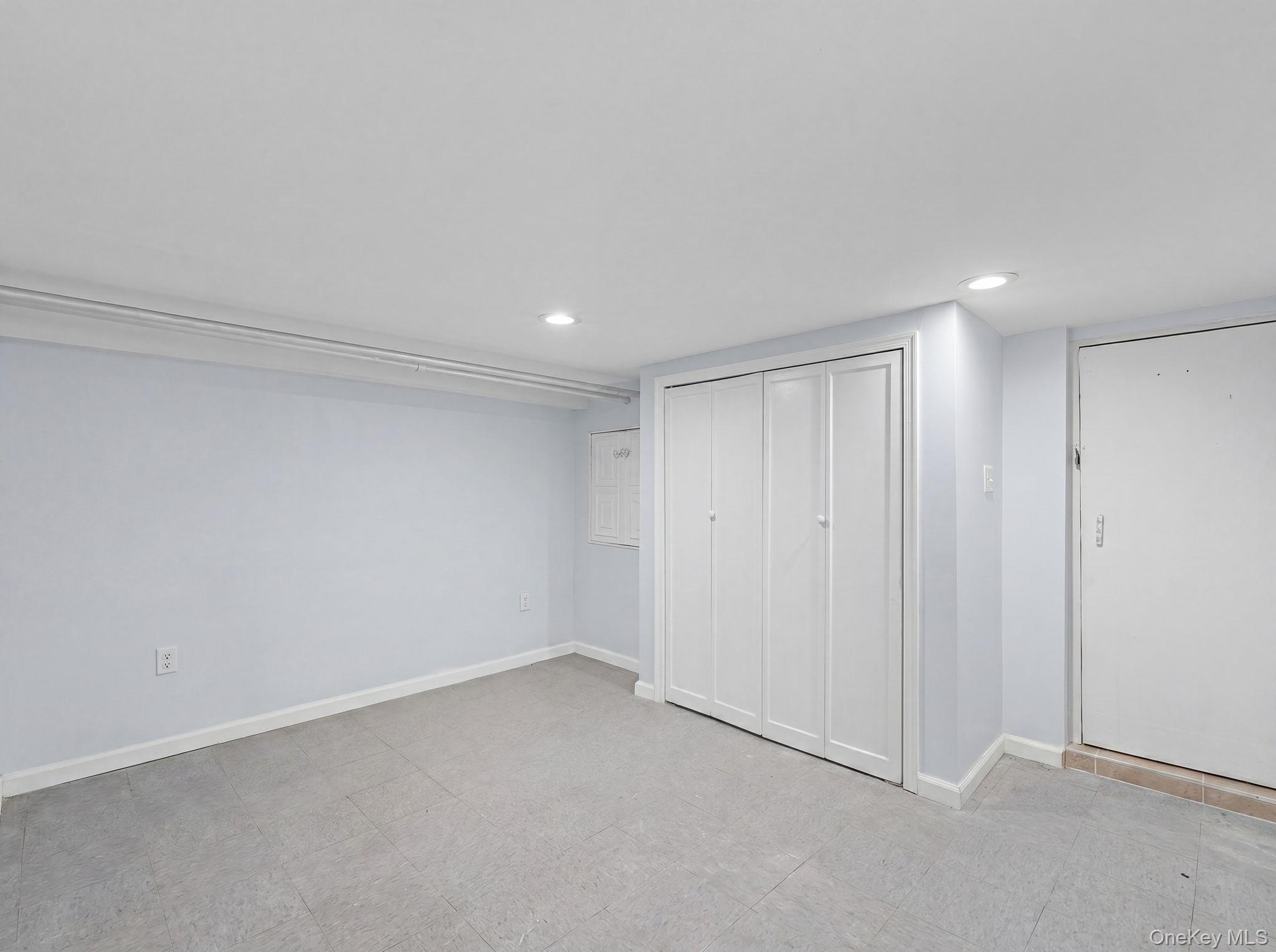 1511 E 51st Street Property Photo 20