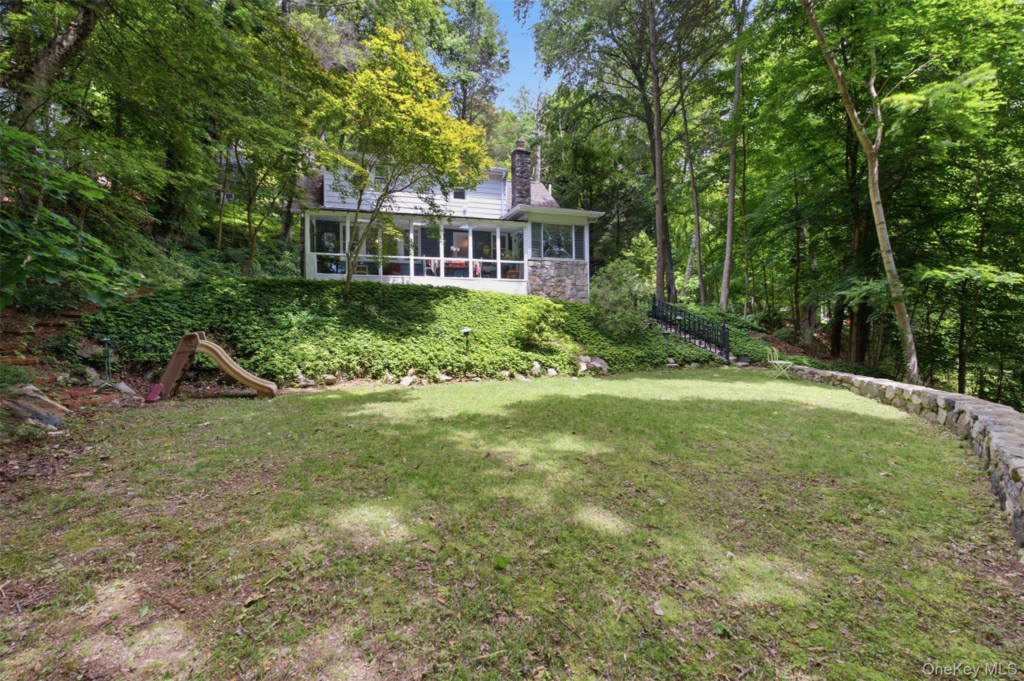 2 Anton Place Property Photo 3