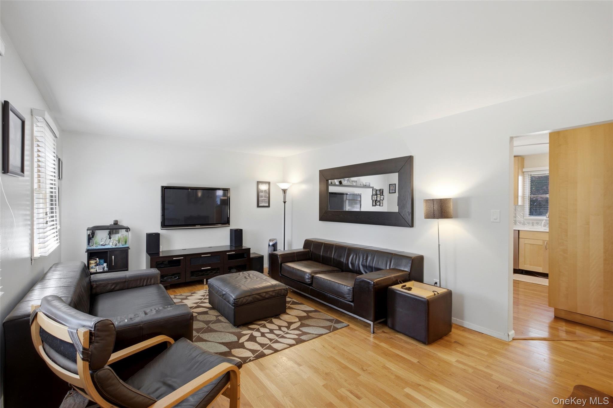 56 Burney Boulevard Property Photo 8
